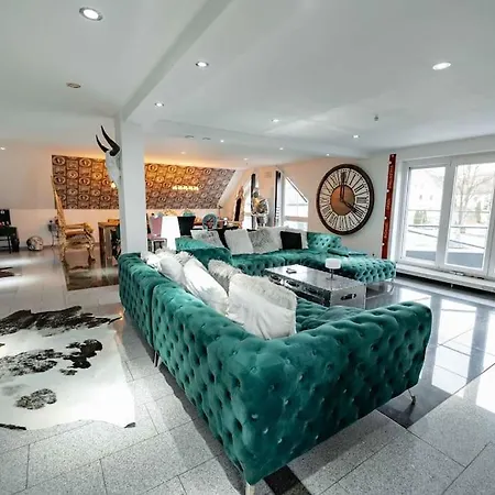 Loftwohnung 270 Qm Mit Fitnesstudio *